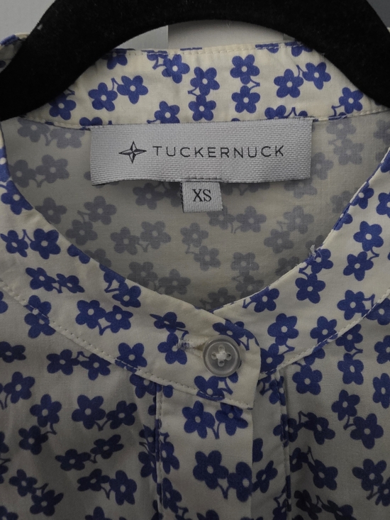 Tuckernuck Other - Tuckernuck Women's Blue Floral Button-Up Shirt - XS